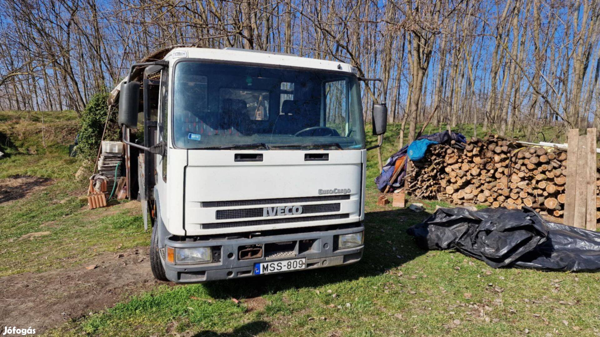 Eladó Ivecó 100E 18.r ponyvás