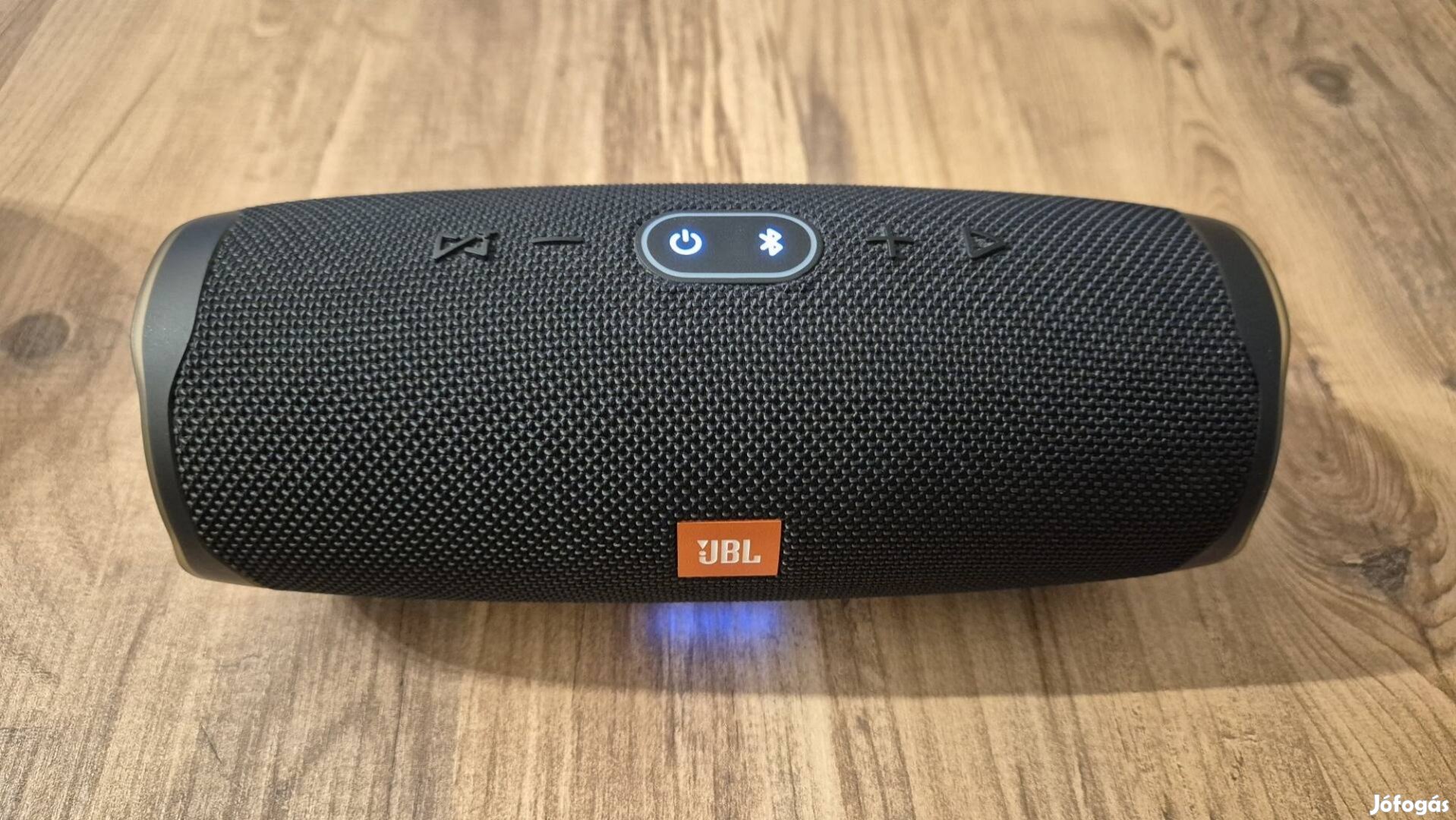 Eladó JBL charge 4 Bluetooth hangszóró 