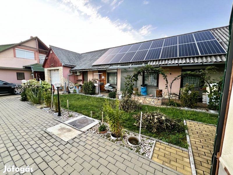 Eladó Kozármislenyben 5 szobás családi ház