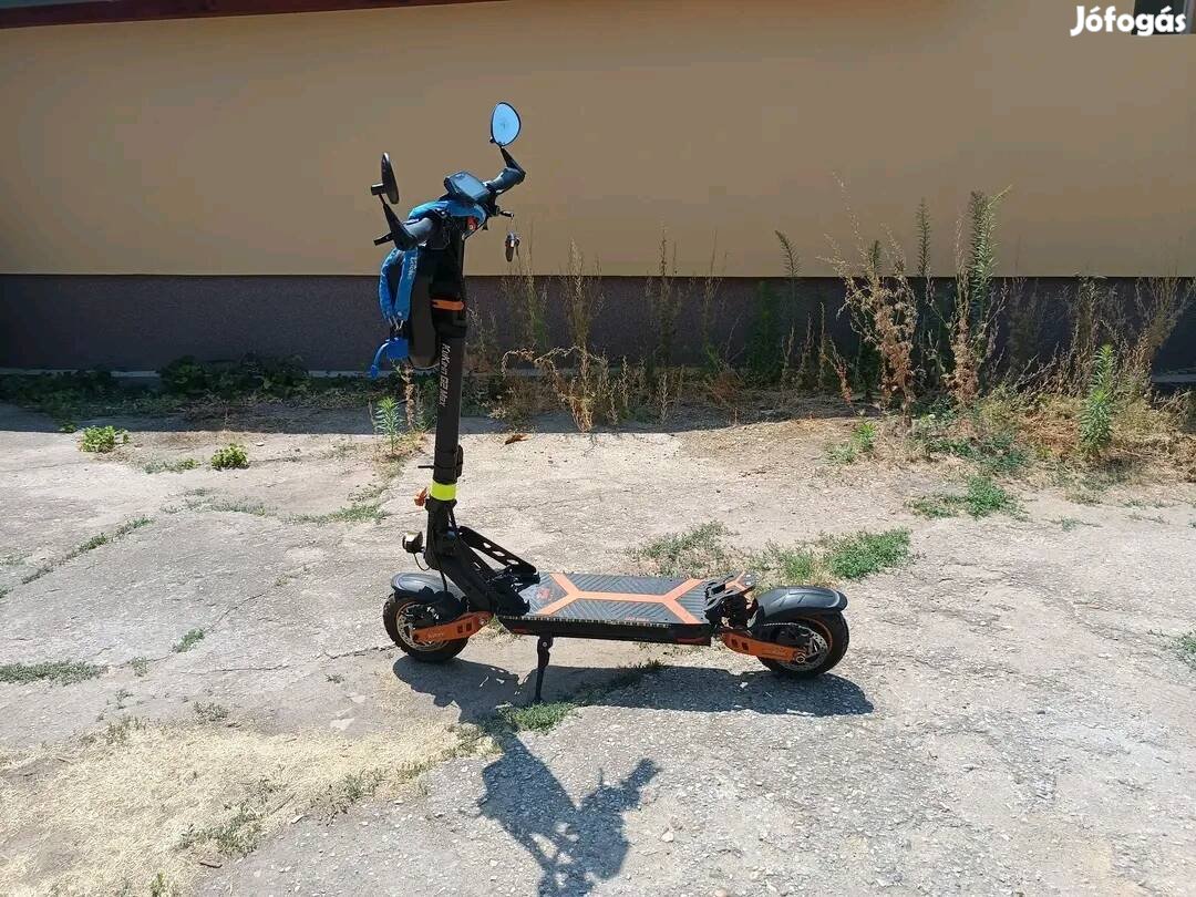Eladó Kukirin G2 Max elektromos roller - Rengeteg extrával!