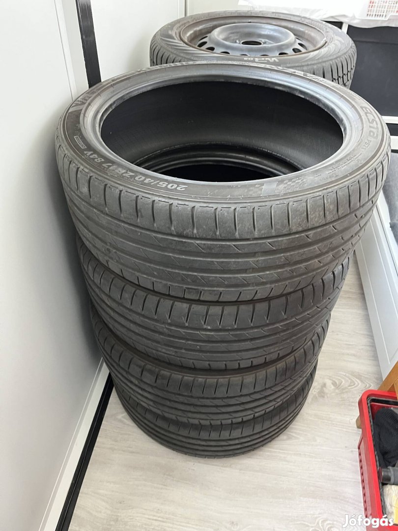 Eladó Kumho Ecsta PS71 