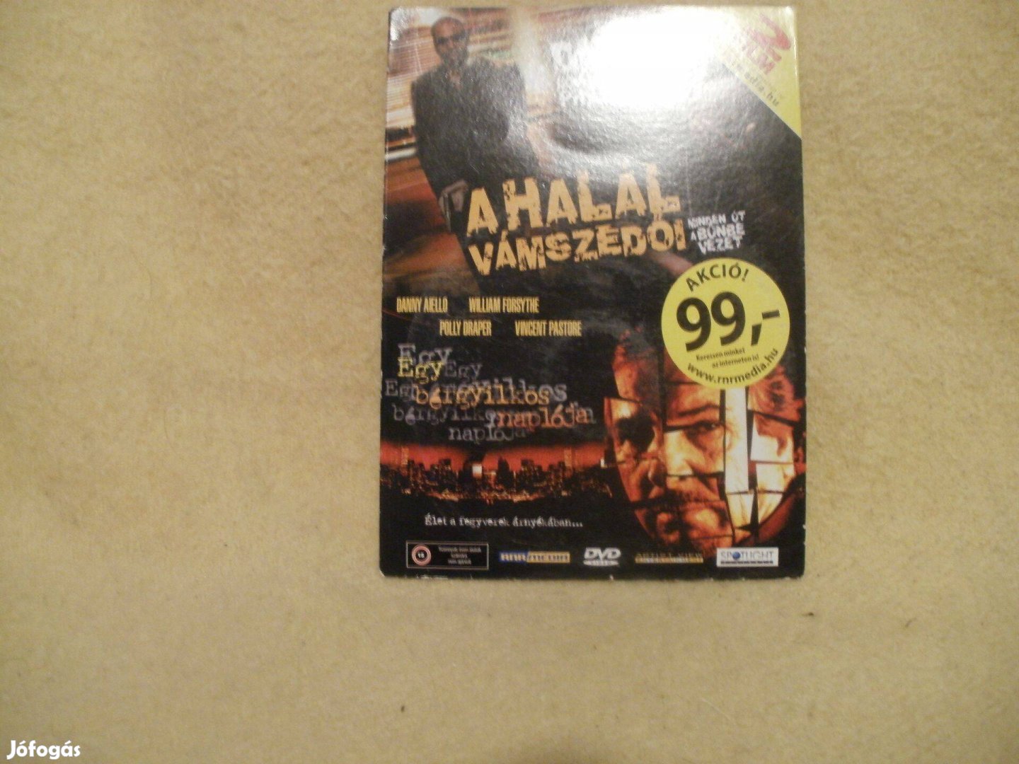 Eladó Kunfehértón jó állapotban lévő dvd csomag