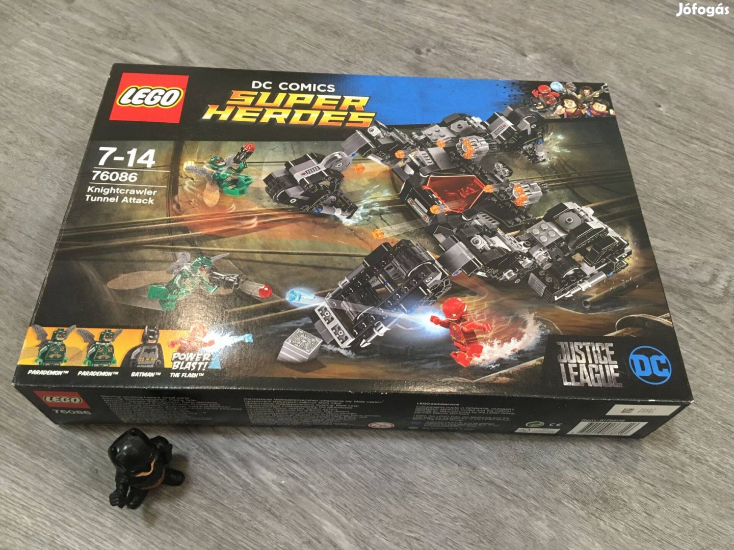 Eladó LEGO 76086
