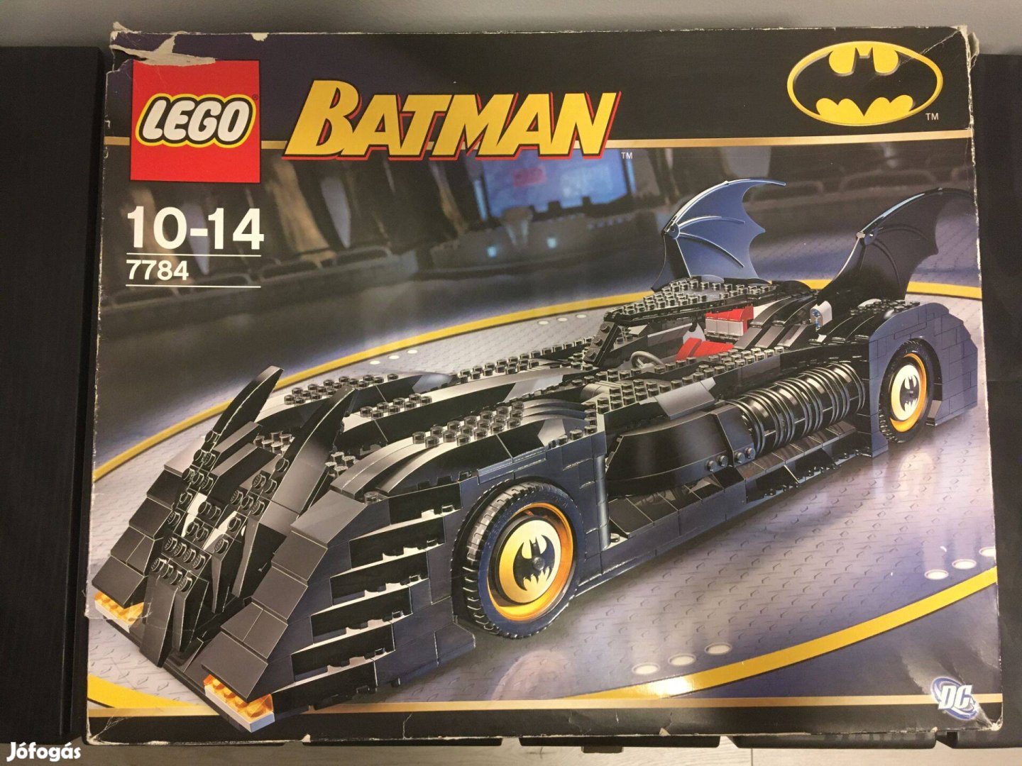 Eladó LEGO 7784 -The Batmobile: Ultimate Collectors' Edition