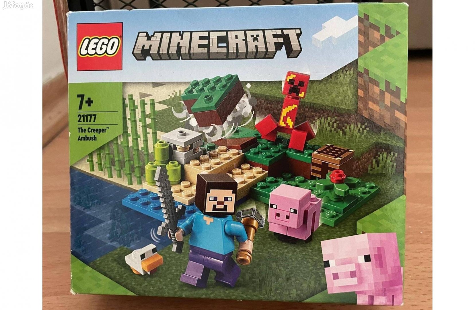 Eladó LEGO Minecraft - A Creeper rajtaütés (21177)