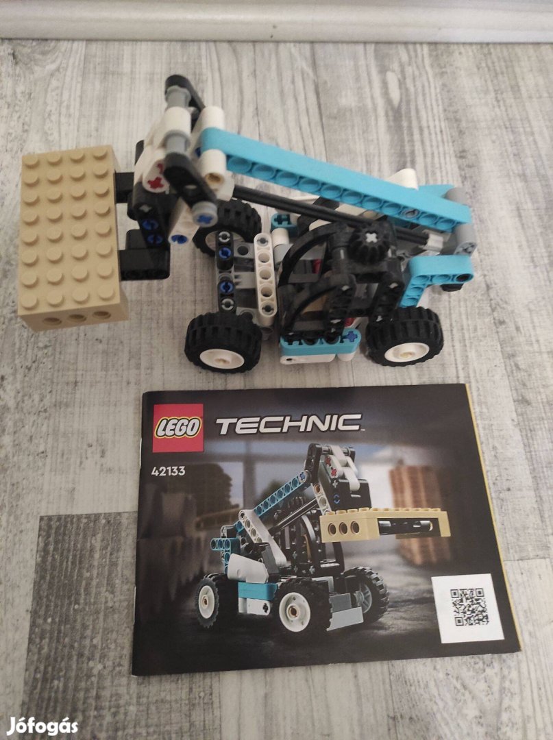 Eladó LEGO Technic 42133