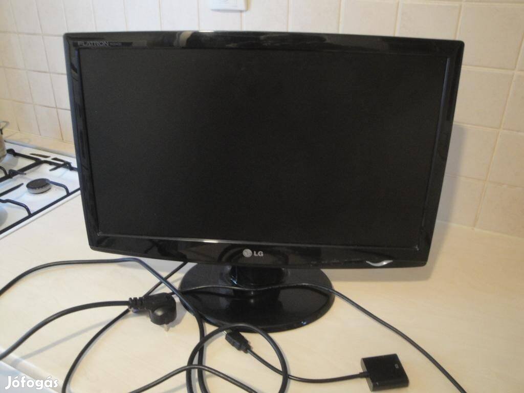 Eladó LG számítógép monitor HDMI VGA átalakítóval