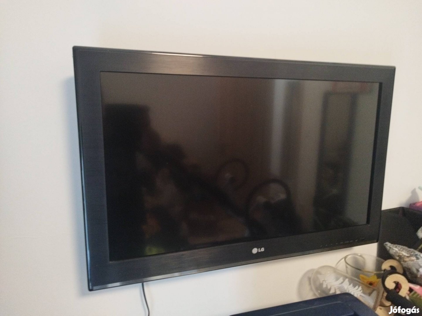 Eladó LG televízió 80cm 