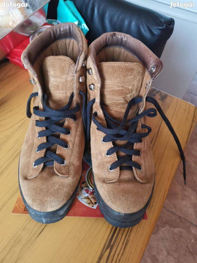 Eladó.L.L.Bean bakancs,újszerű