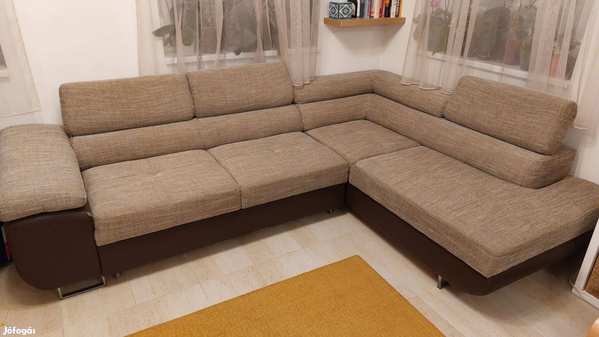 Eladó L sarokkanapé (ágyazható, állítható fejtámla, ágyneműtartó)