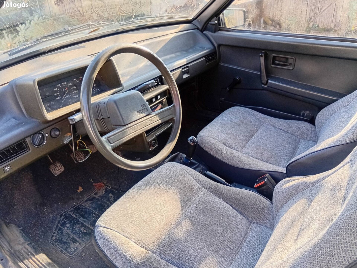 Eladó Lada Szamara!