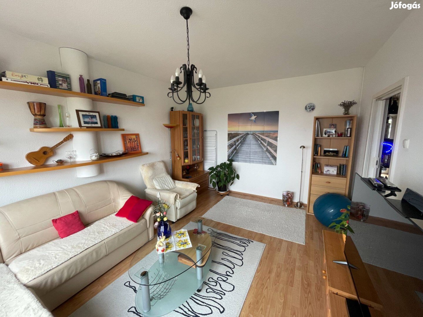 Eladó Lakás Balatonalmádiban