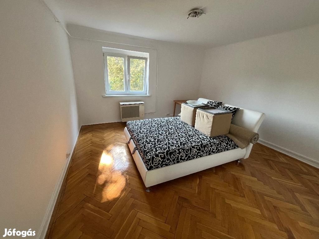 Eladó Lakás, Budapest 10. ker.