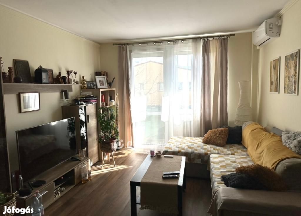 Eladó Lakás, Budapest 4. ker.