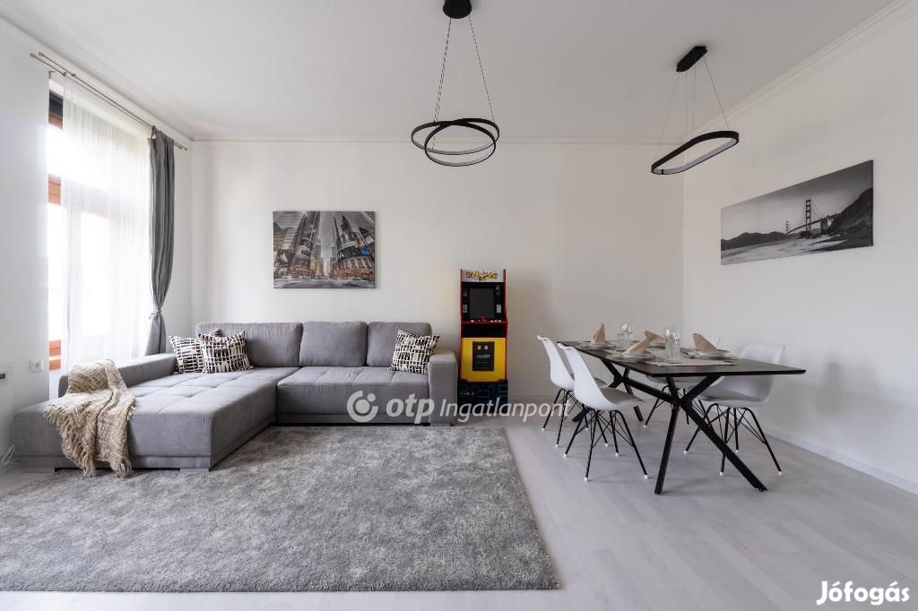 Eladó Lakás, Budapest 6. ker.