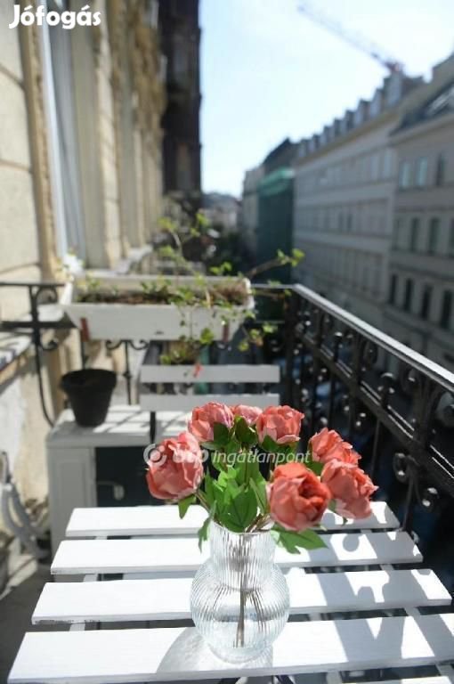 Eladó Lakás, Budapest 7. ker.