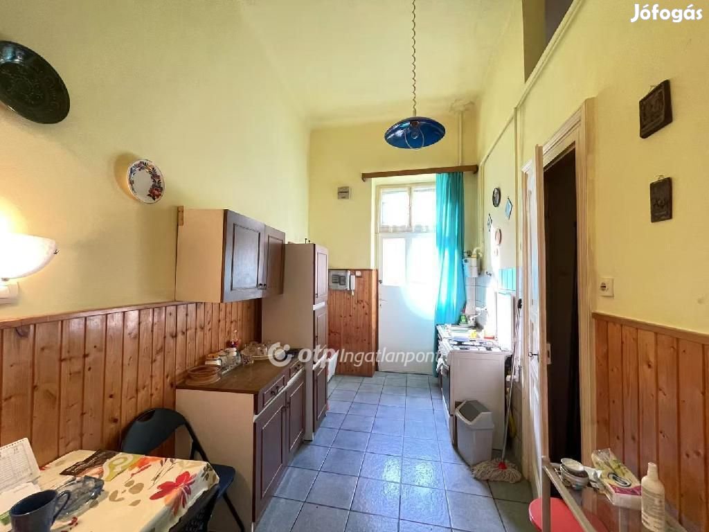 Eladó Lakás, Budapest 8. ker.