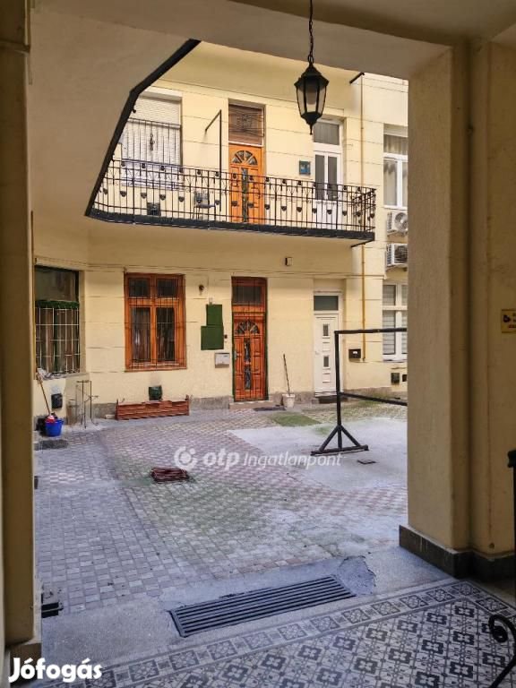 Eladó Lakás, Budapest 8. ker.