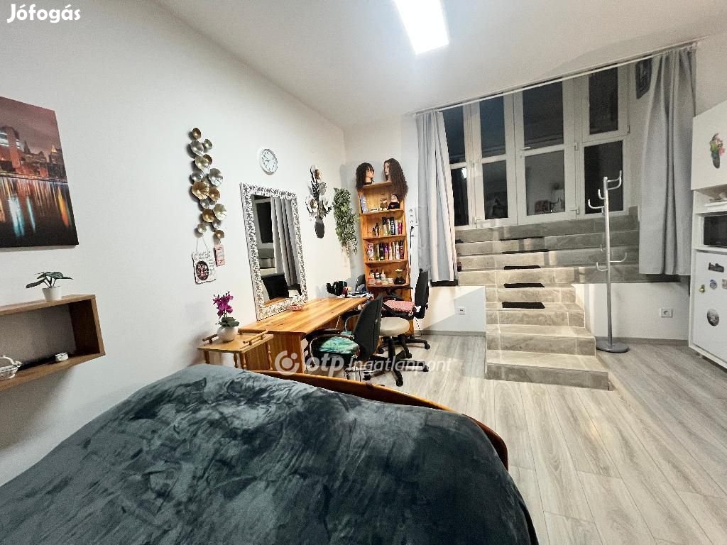 Eladó Lakás, Budapest 8. ker.