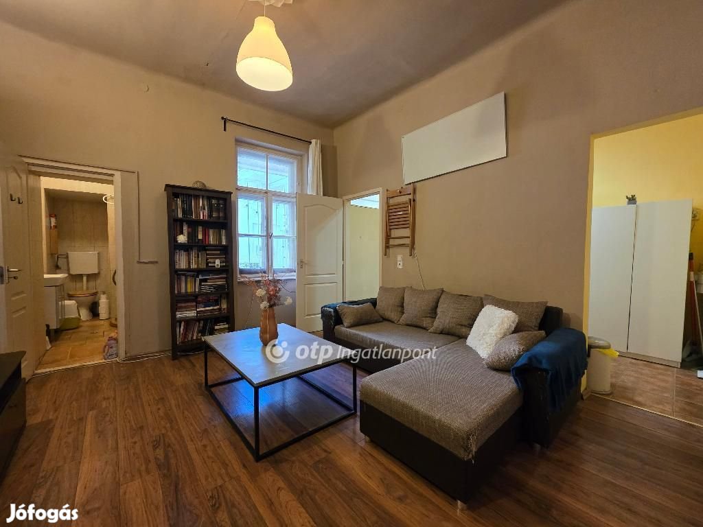 Eladó Lakás, Budapest 8. ker.