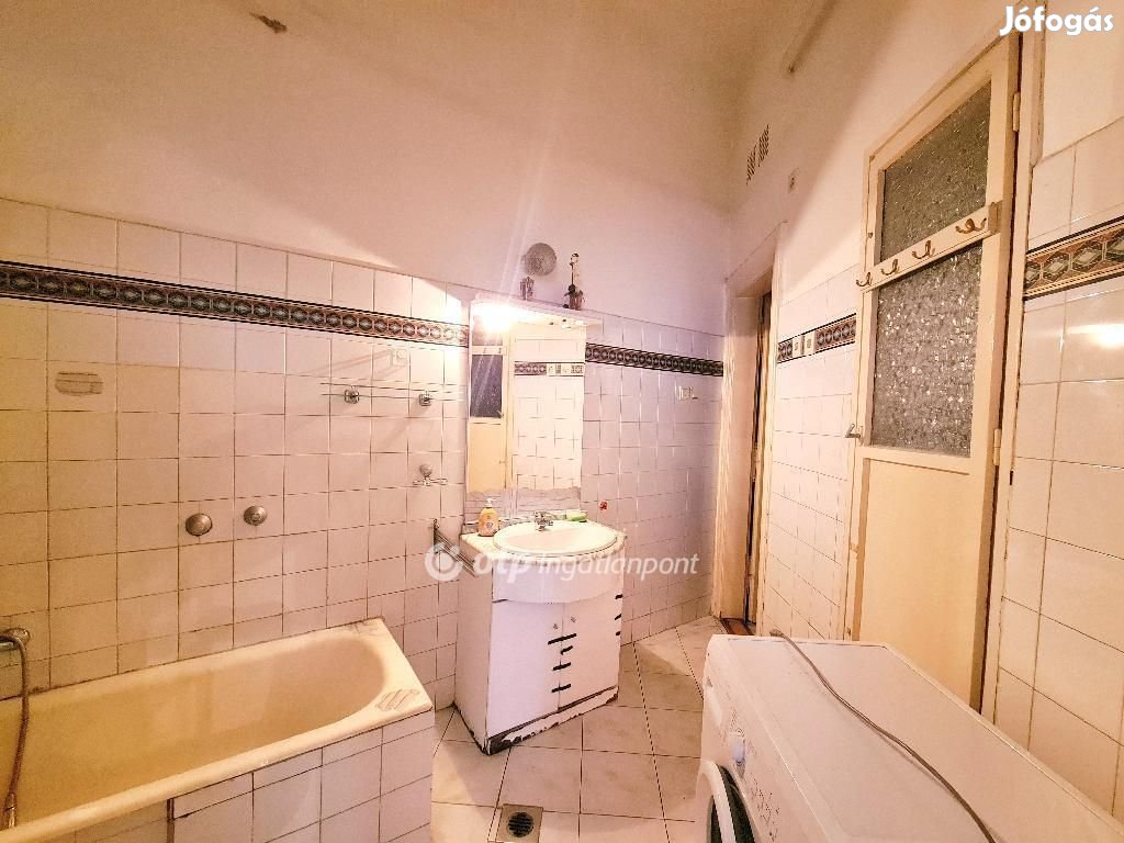 Eladó Lakás, Budapest 8. ker.