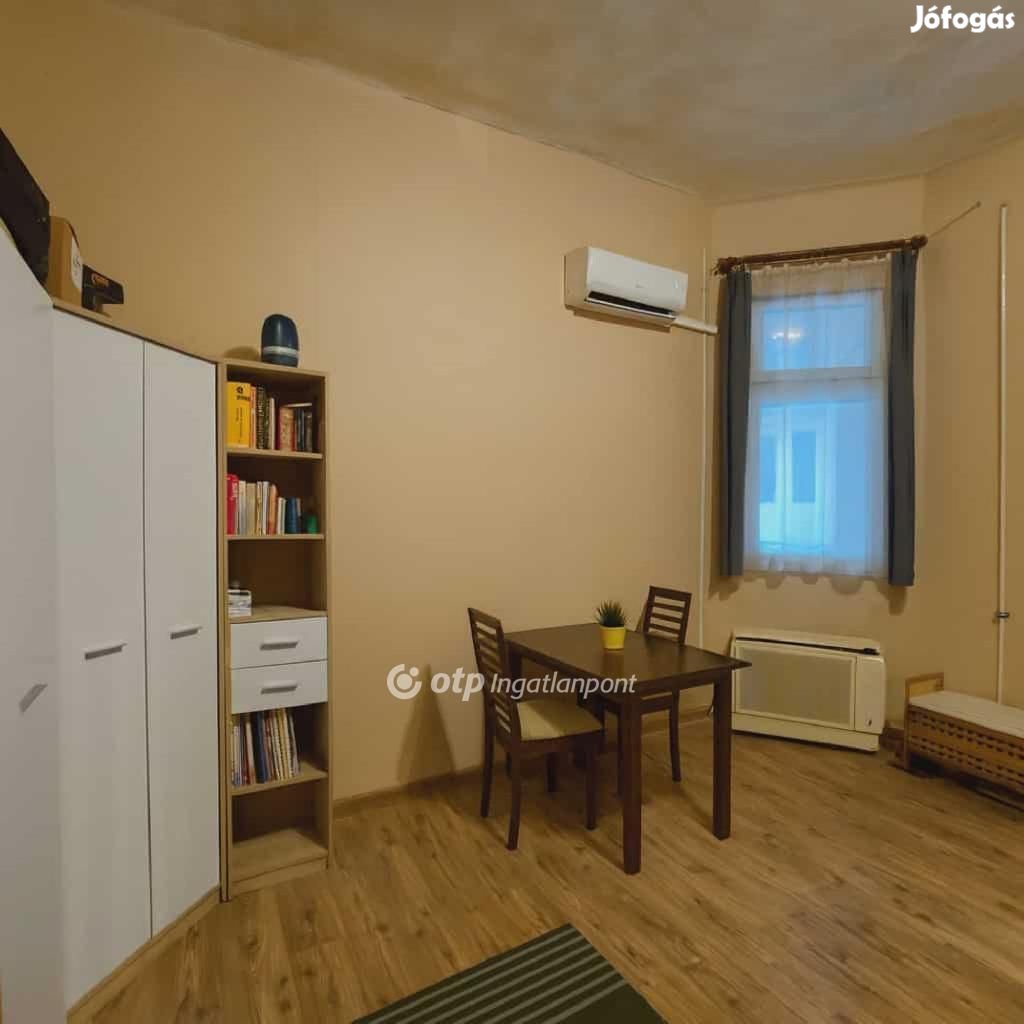 Eladó Lakás, Budapest 8. ker.