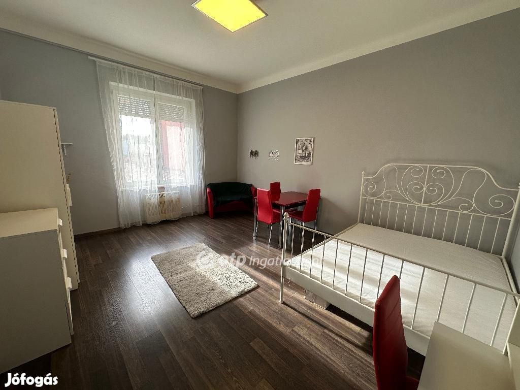 Eladó Lakás, Budapest 8. ker.