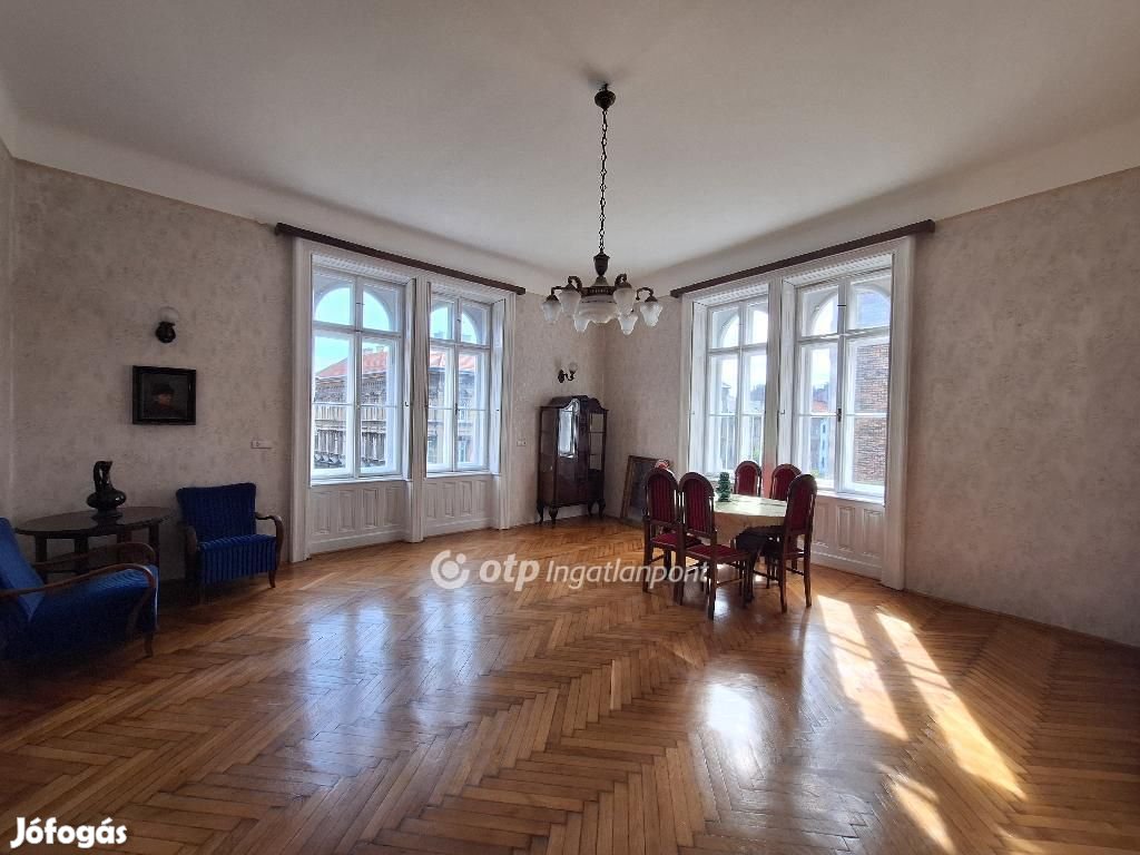 Eladó Lakás, Budapest 8. ker.