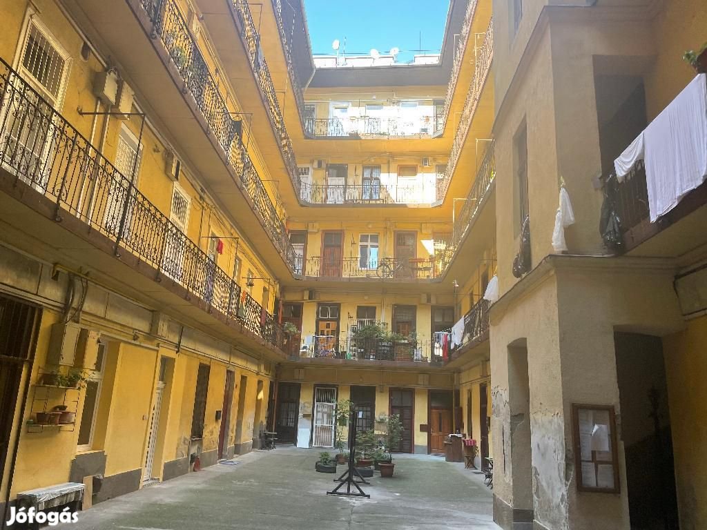Eladó Lakás, Budapest 8. ker.