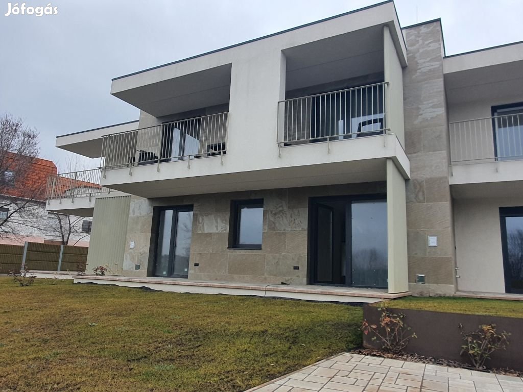 Eladó Lakás, Hajdúszoboszló