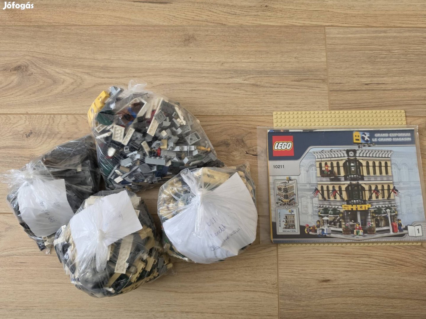 Eladó Lego 10211 grand emporium szett, szétzacskózva