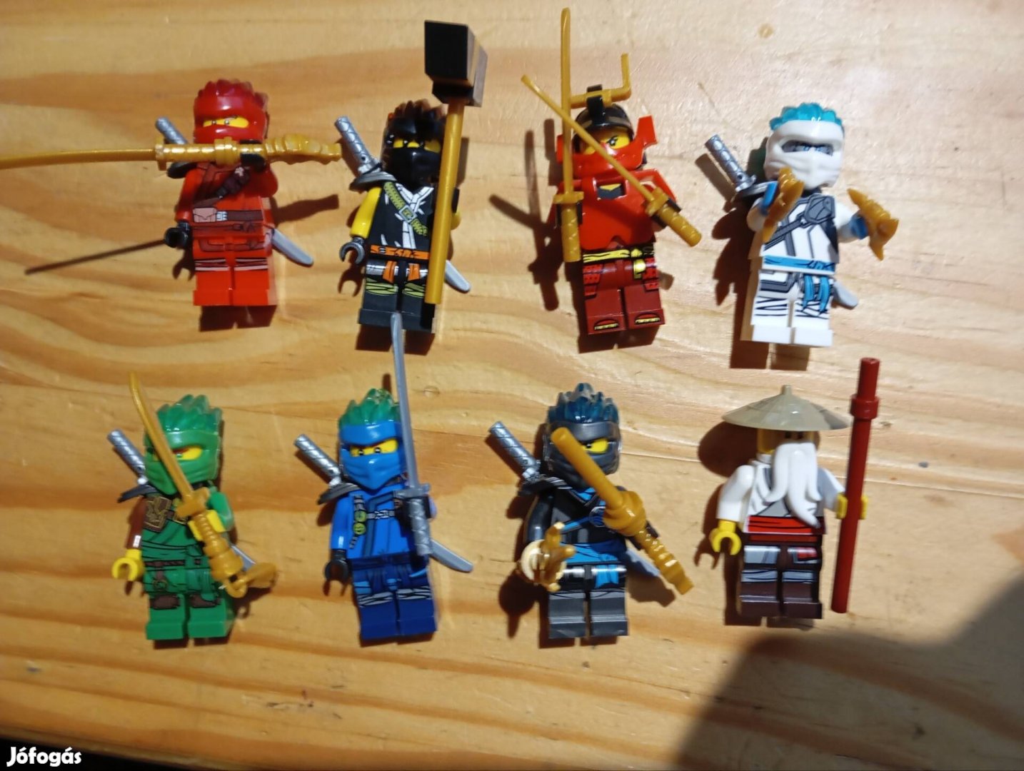 Eladó Lego Ninjago minifigurák