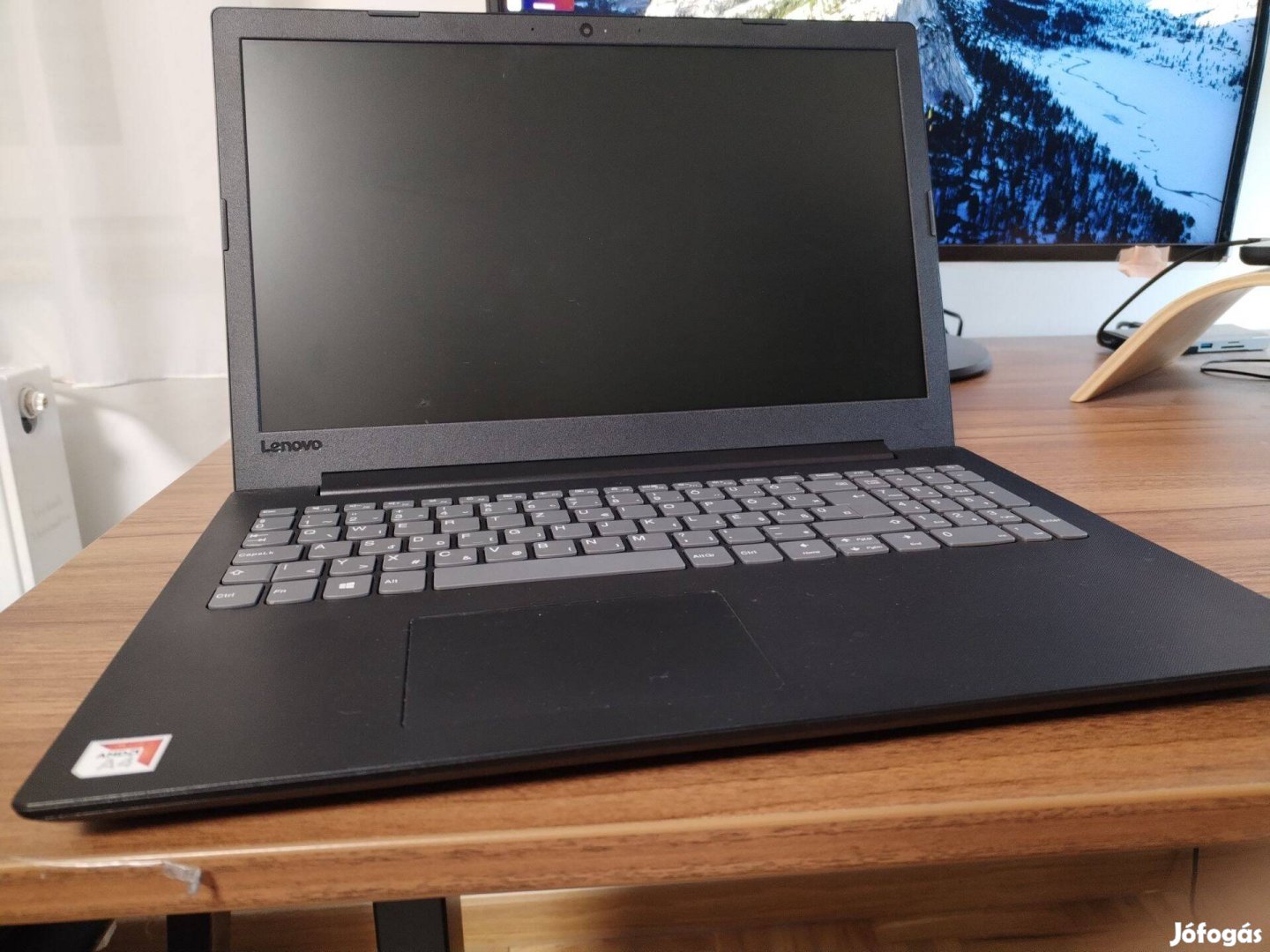 Eladó Lenovo V145 laptop