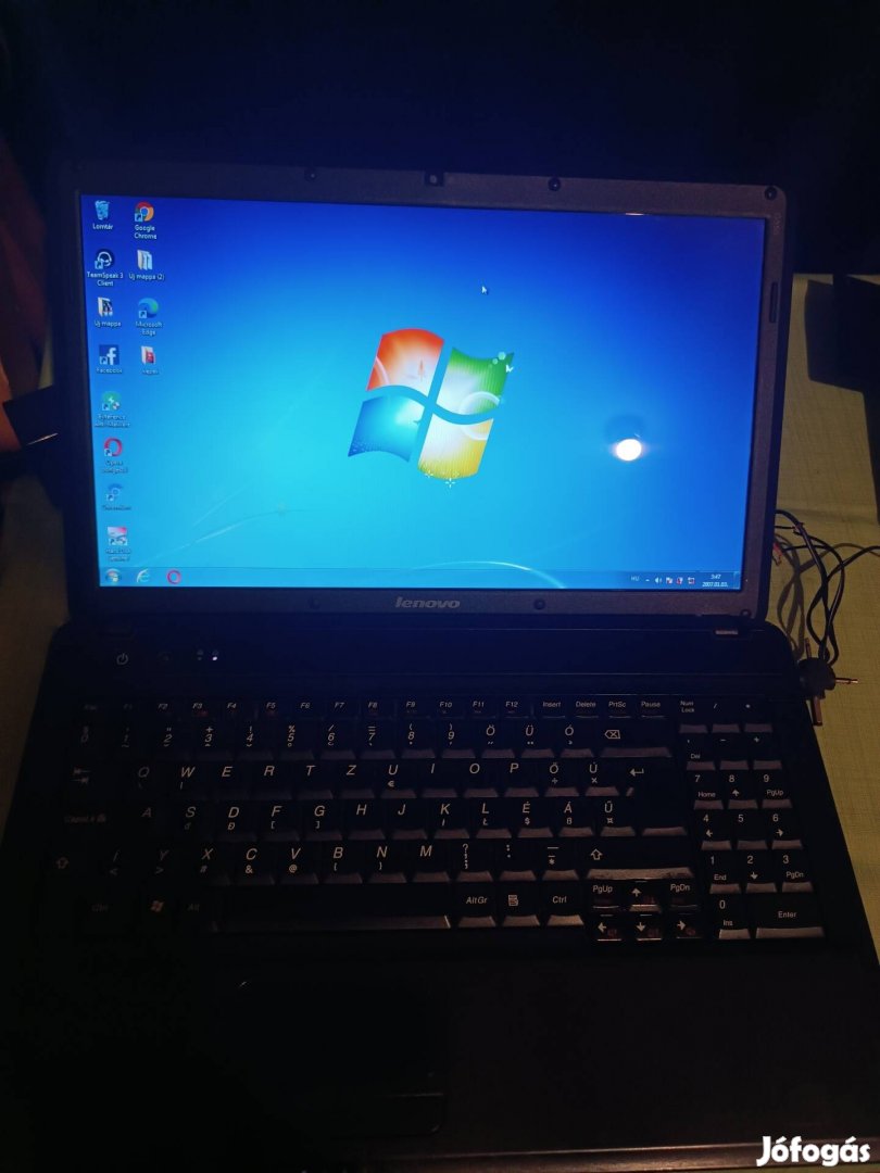 Eladó Lenovo laptop.