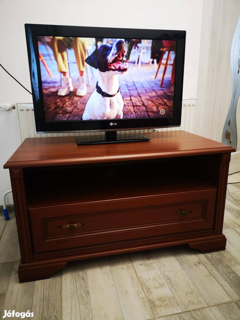 Eladó Lg 32 Full HD tv + tv szekrény egyben