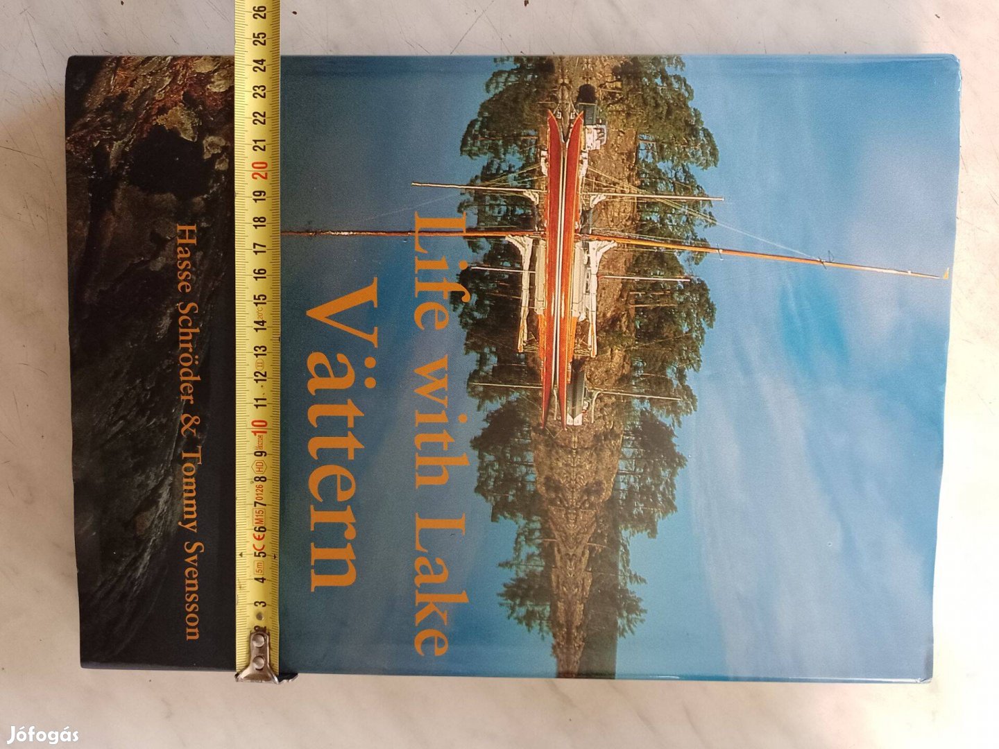 Eladó Life with Lake Wattern angolnyelvü könyv könyvek