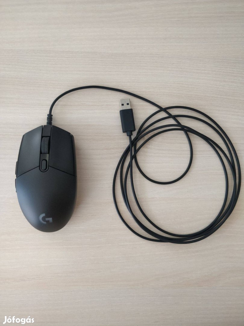 Eladó Logitech G203 gamer egér