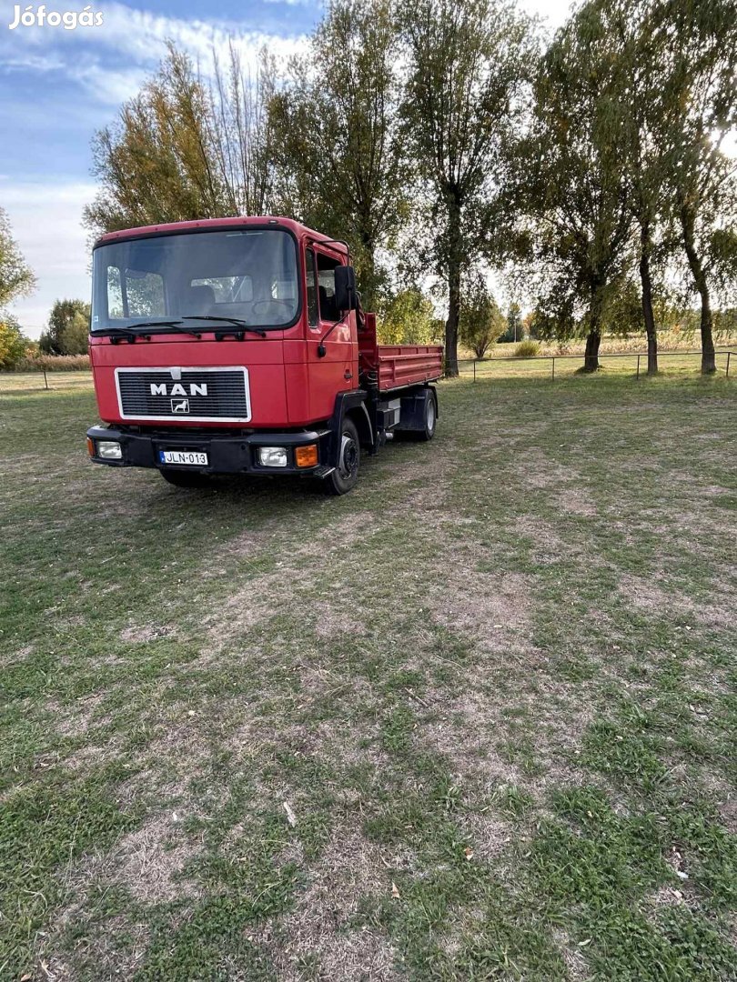 Eladó MAN 12.222f darus billencs teherautó