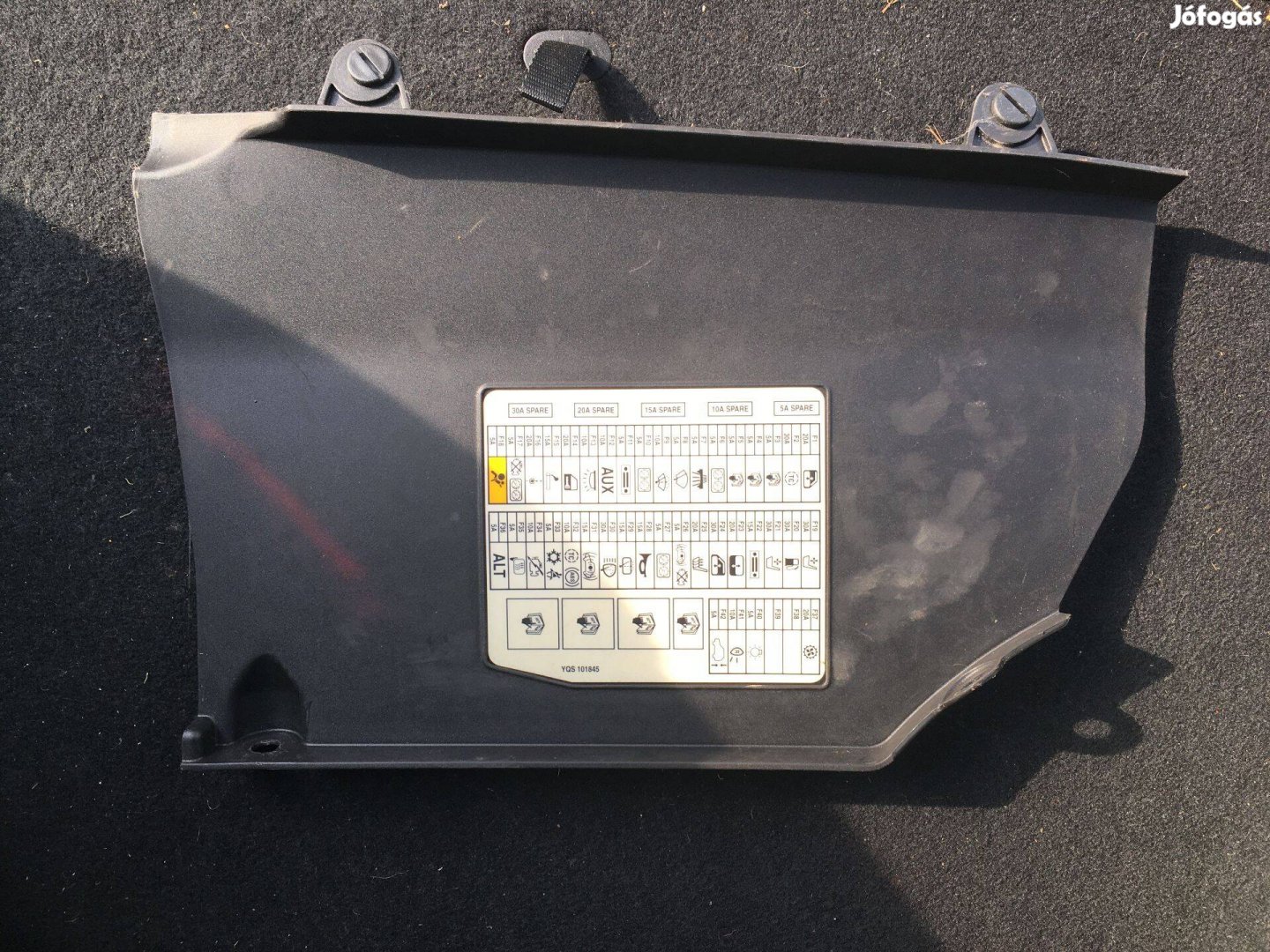 Eladó MG ZT Rover 75 2,5 V6 biztosíték tábla fedél