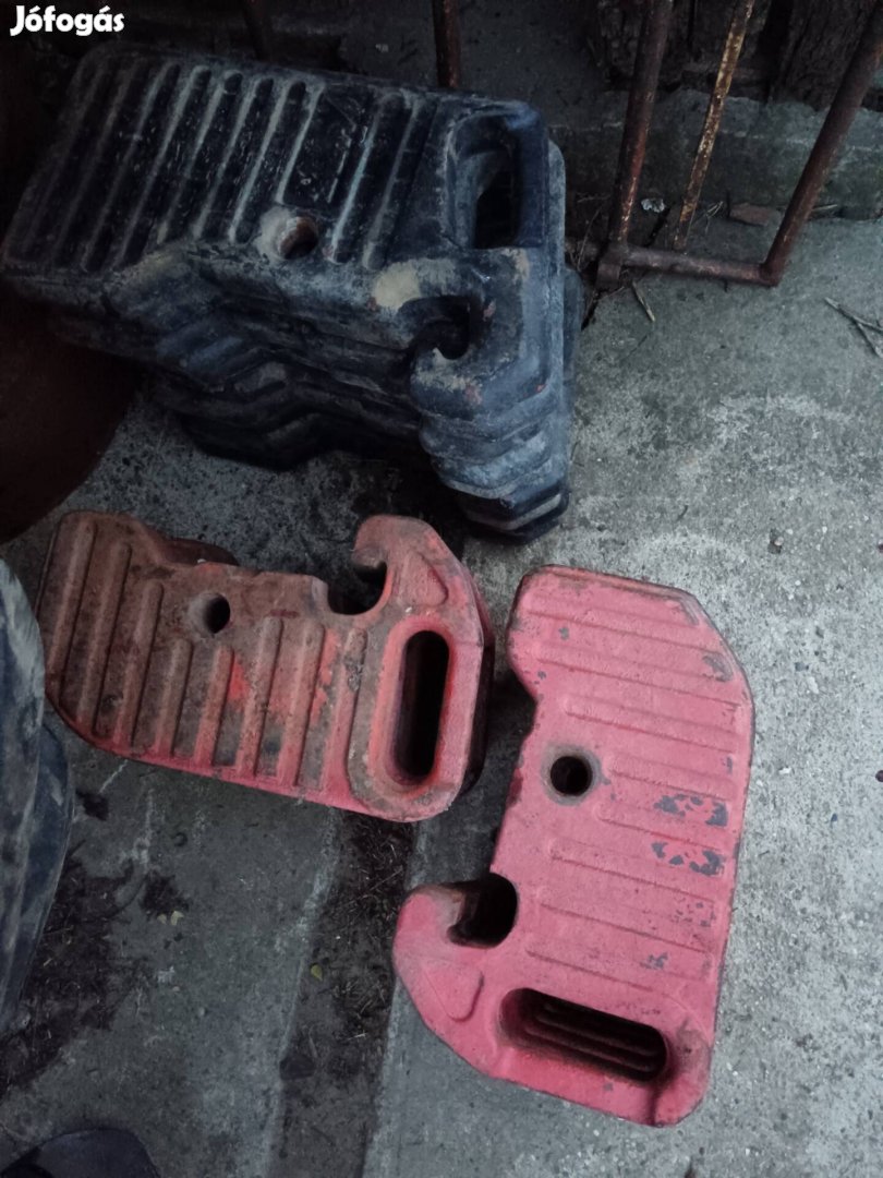 Eladó MTZ kerek.orrsúly.automata húzó