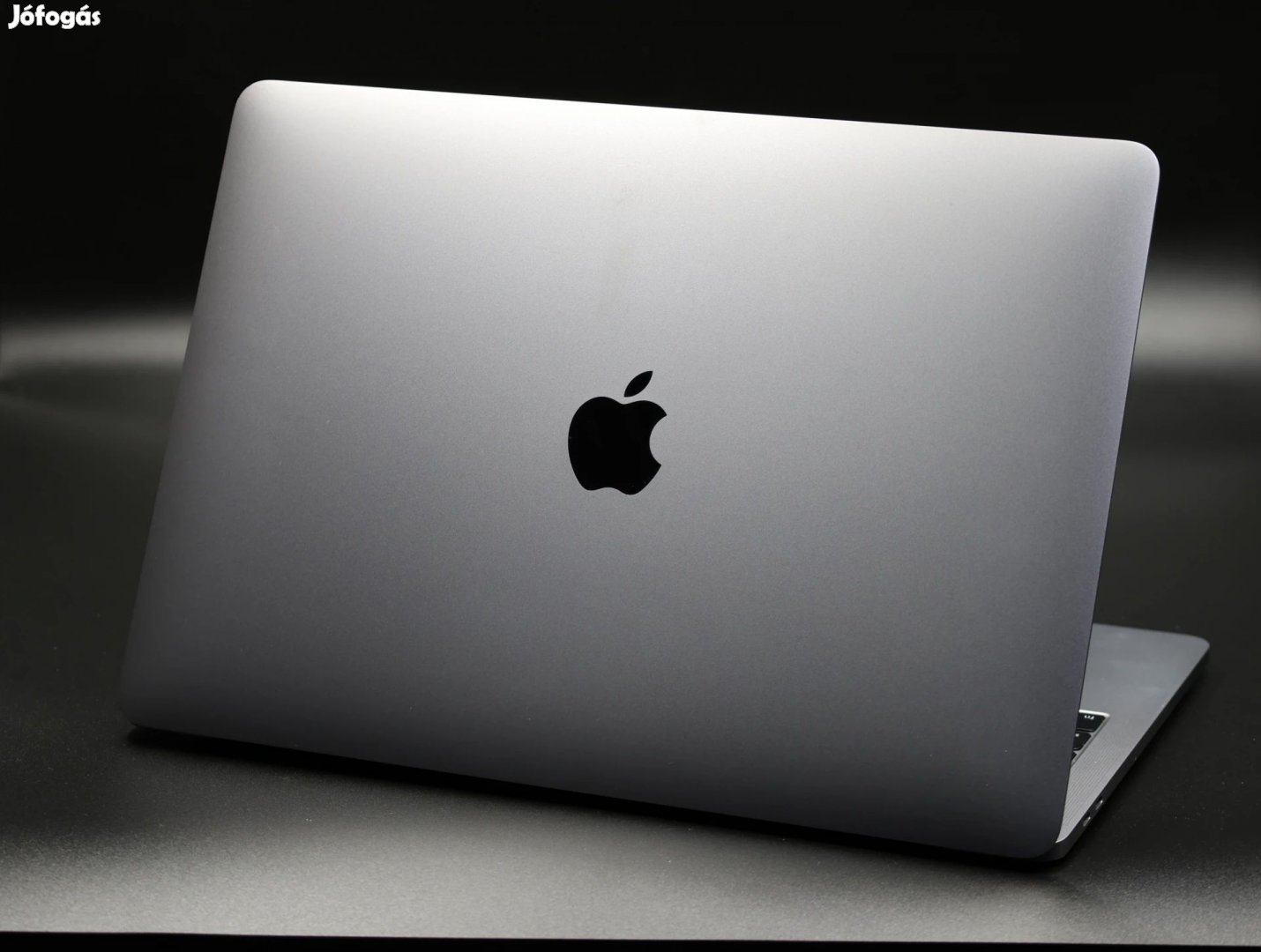 Eladó Macbook PRO 2019 i5 128 GB 100% Aksi - 12 HÓ GARANCIA