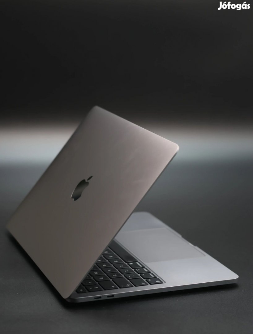 Eladó Macbook PRO 2020 M1 256 GB 100% Aksi - 12 HÓ GARANCIA