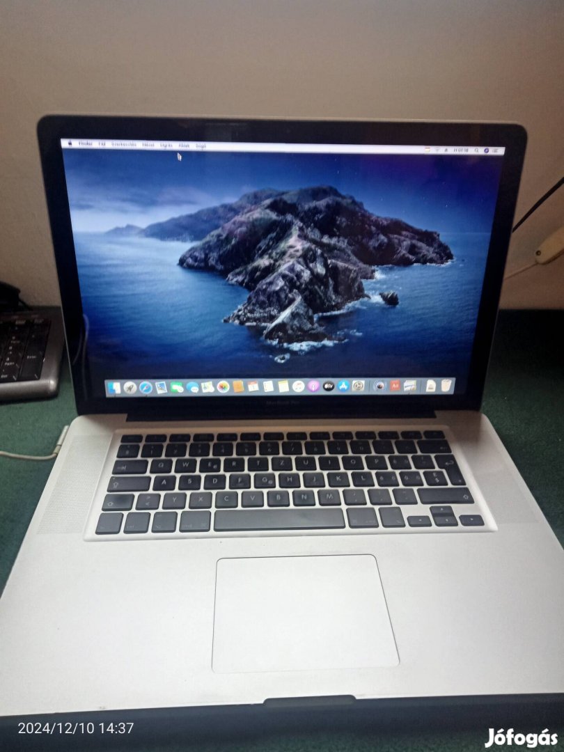 Eladó Macbook pro i5