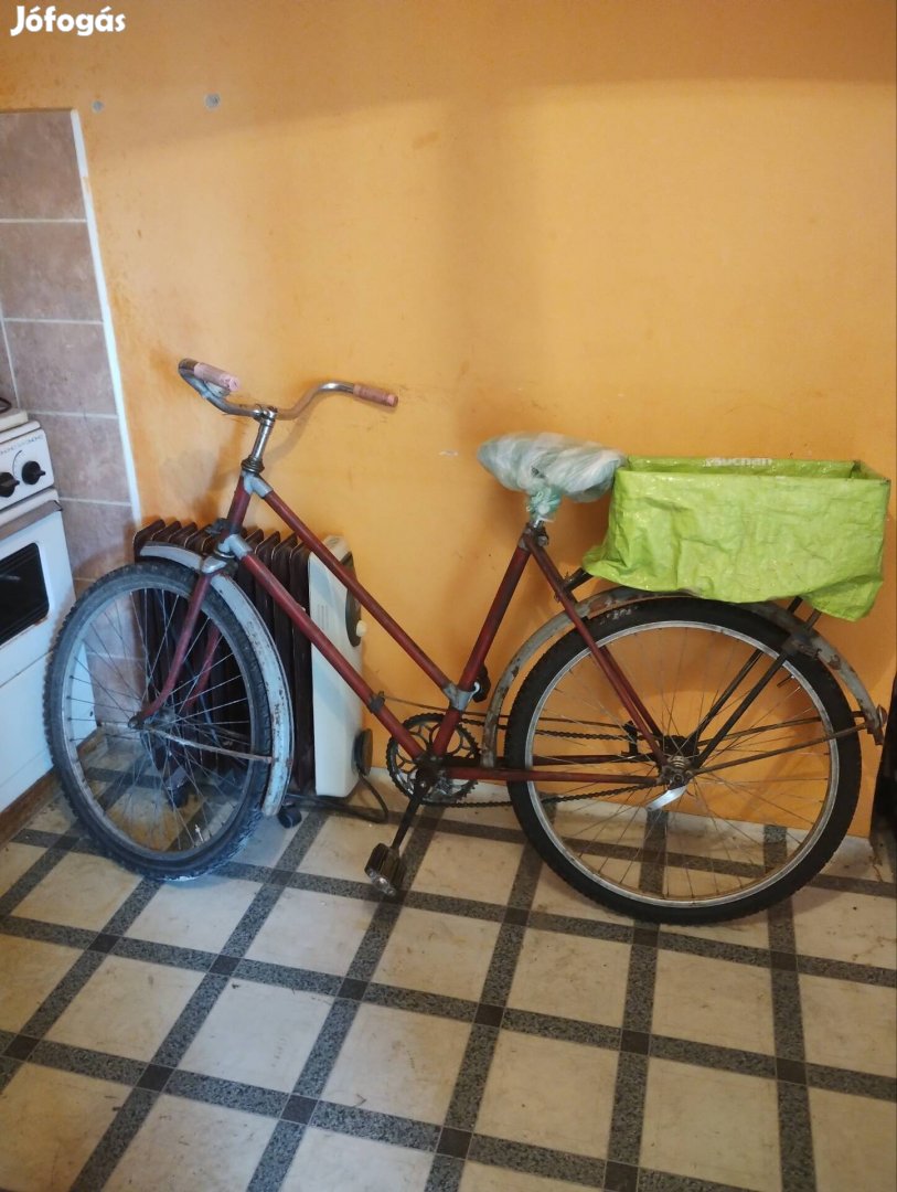 Eladó Magyar Csepel női kerékpár!