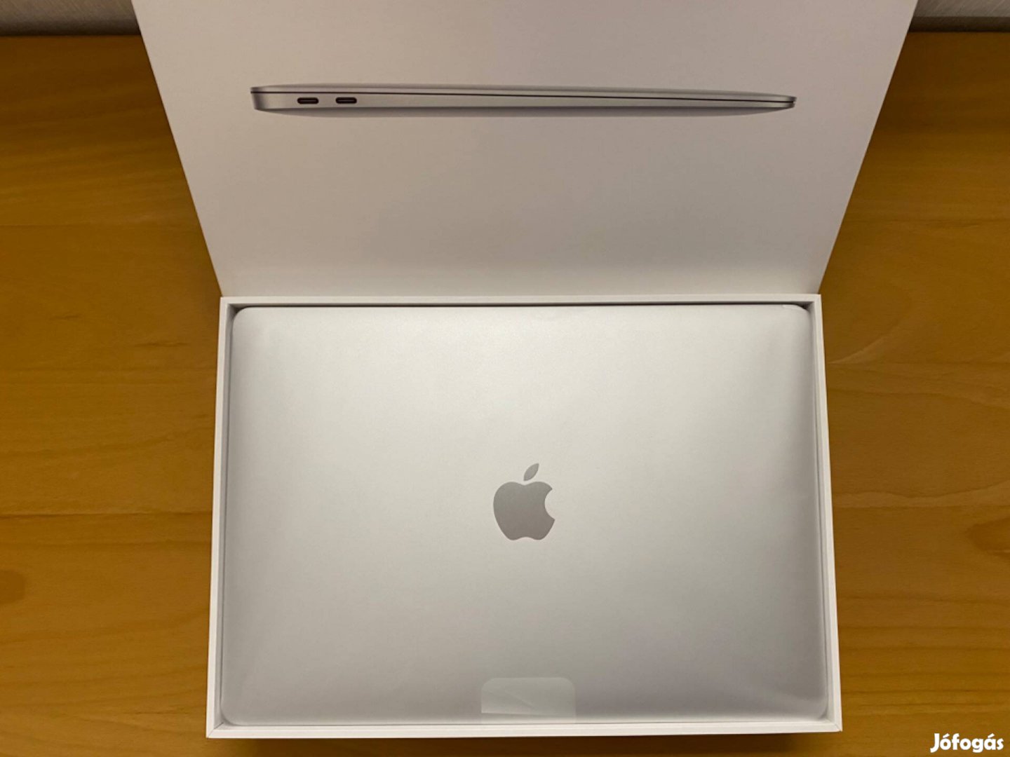 Eladó Makulátlan Macbook Air 2018 i5, 128 GB, Magyar, dobo