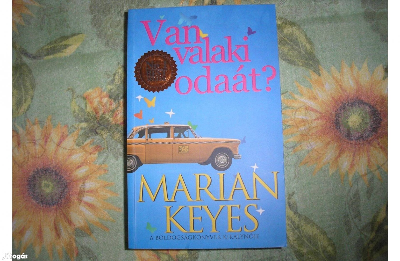 Eladó Marian Keyes Van valaki odaát? c. könyve