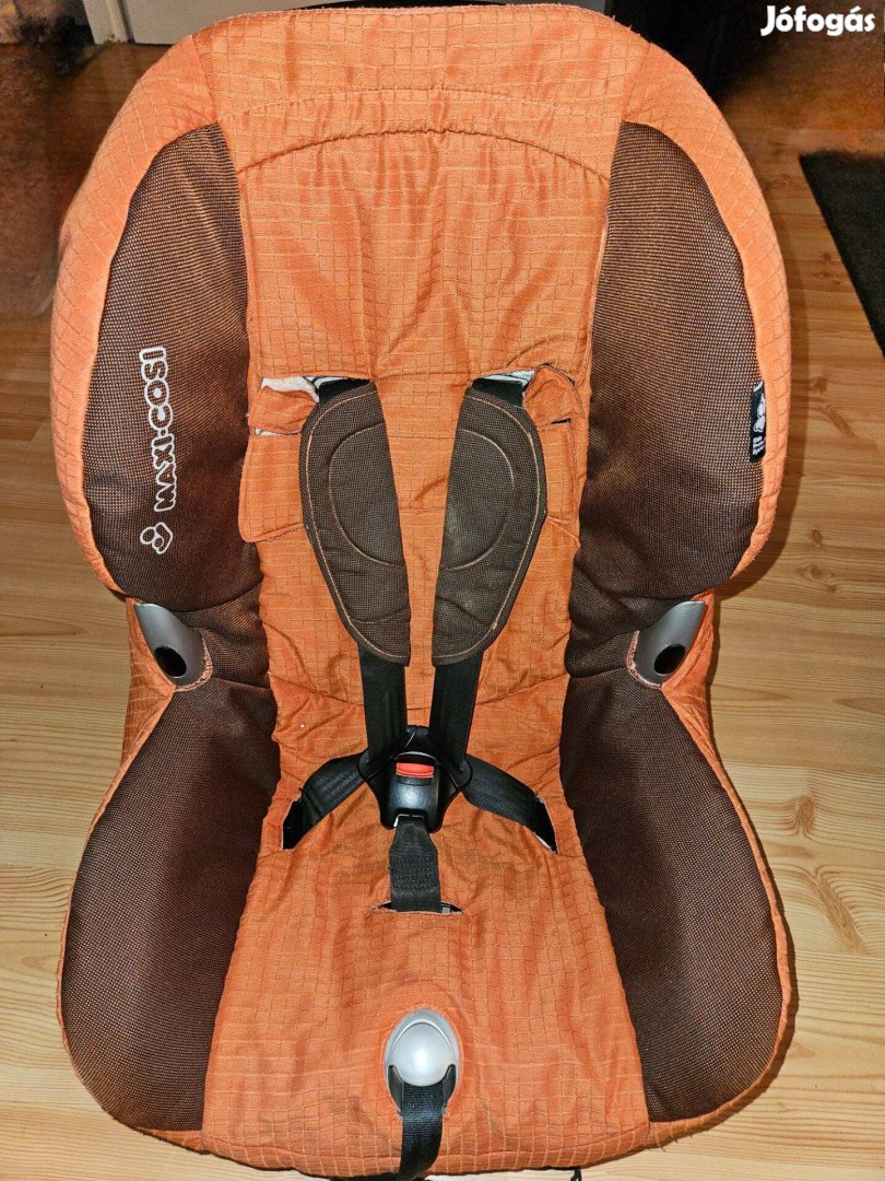 Eladó Maxi-Cosi Universal 9-18 kg gyerekülés