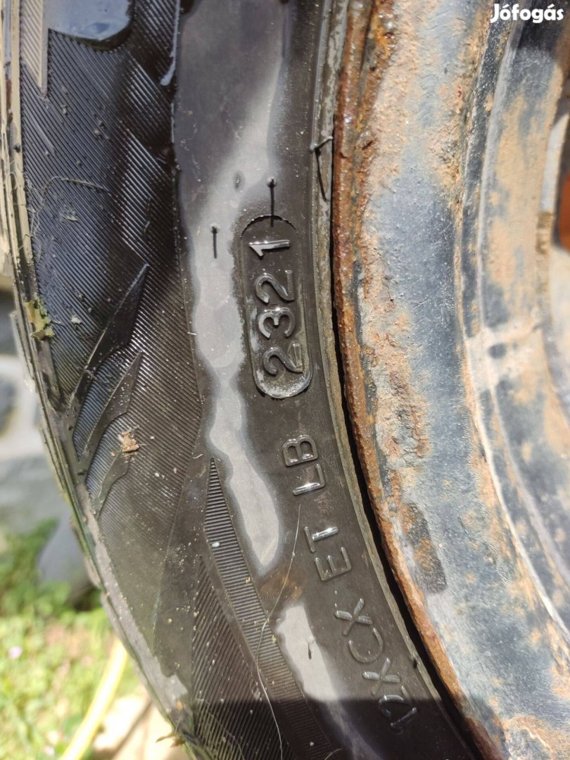 Eladó Mazda 2 DY, Ford Fiesta V téli gumiabroncs