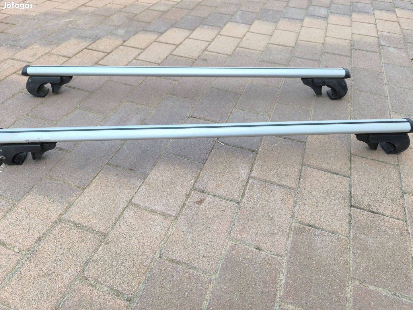 Eladó Menabo Brio tetőcsomagtartó max load 90kg!