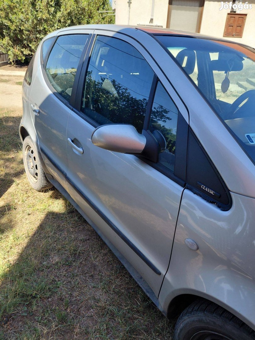 Eladó Mercedes